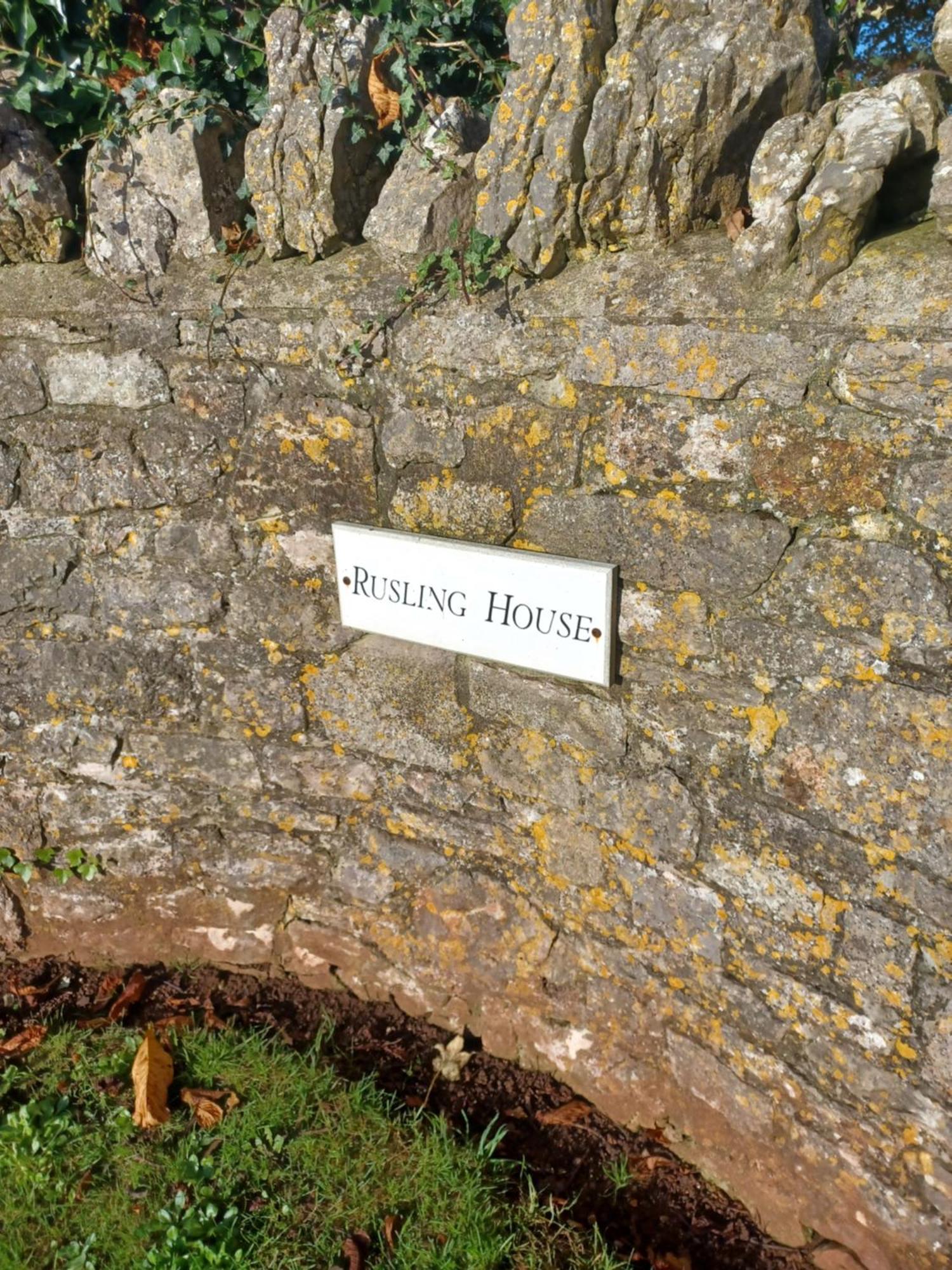 Rusling House Bed and Breakfast Butcombe Buitenkant foto